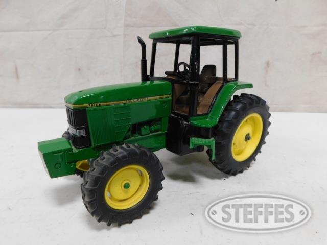 Toy tractor: